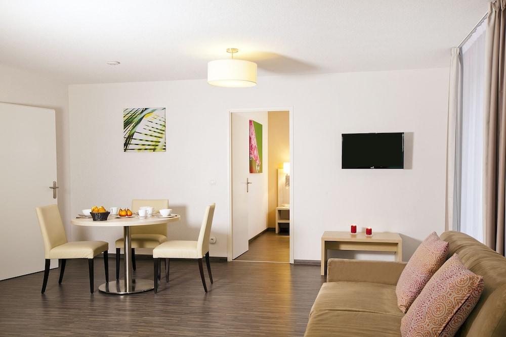Residhome Neuilly Bords De Marne Exteriér fotografie